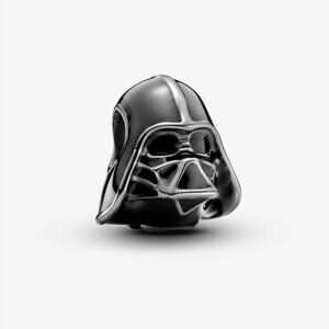 Brand New Retired Pandora x Star Wars Darth Vader Charm